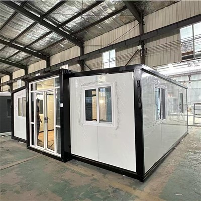 Casas pré-fabricadas em contêineres