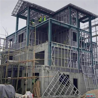 Apartamentos pré-fabricados com estrutura de aço